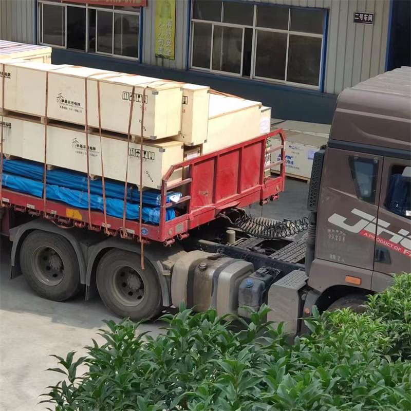 内蒙古锡林郭勒盟多伦县至新疆阿勒泰福海县物流专线，一站式服务，让您的货物畅行无忧